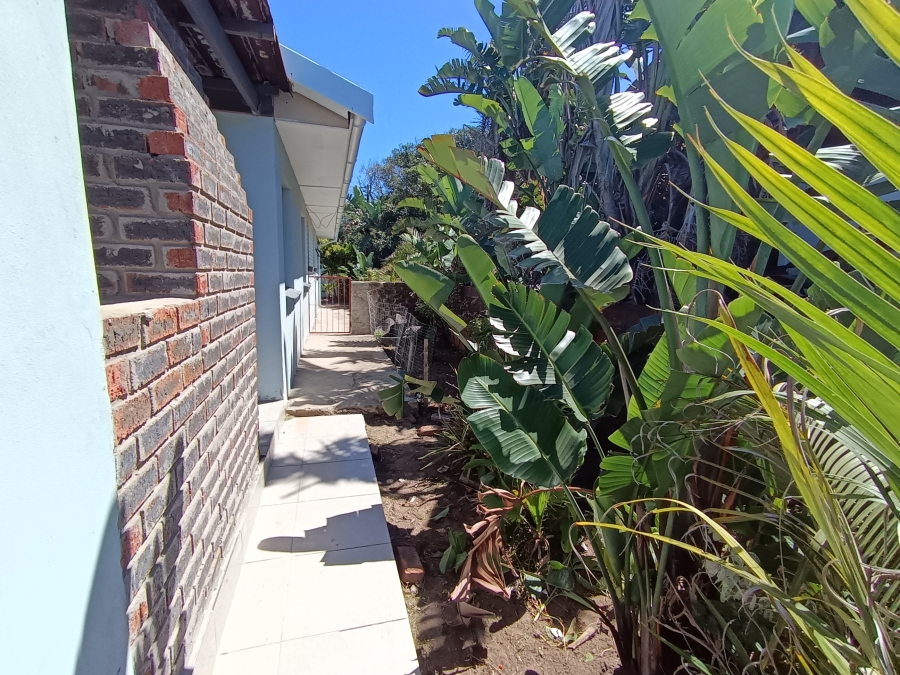 7 Bedroom Property for Sale in Gonubie Eastern Cape